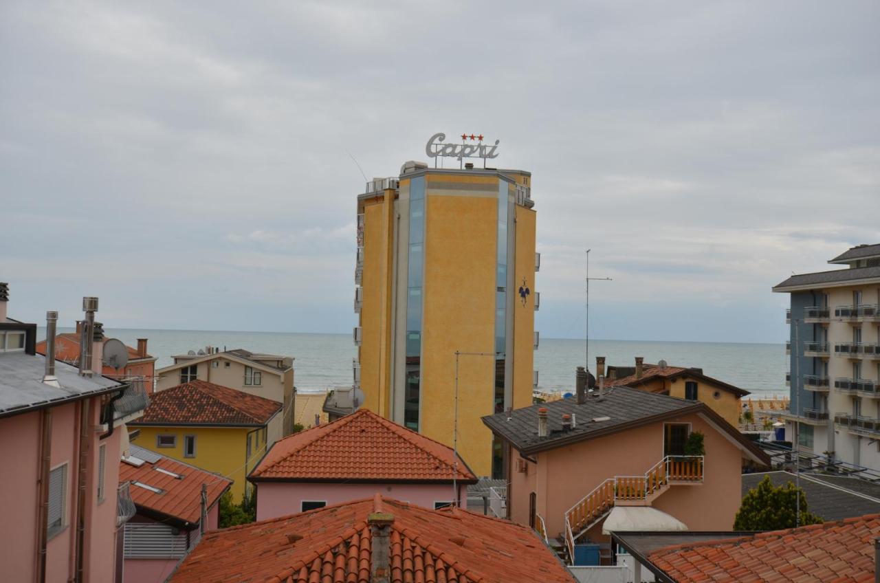 Magica Immobiliare - Villa Mimosa 11 Lido di Jesolo Bagian luar foto