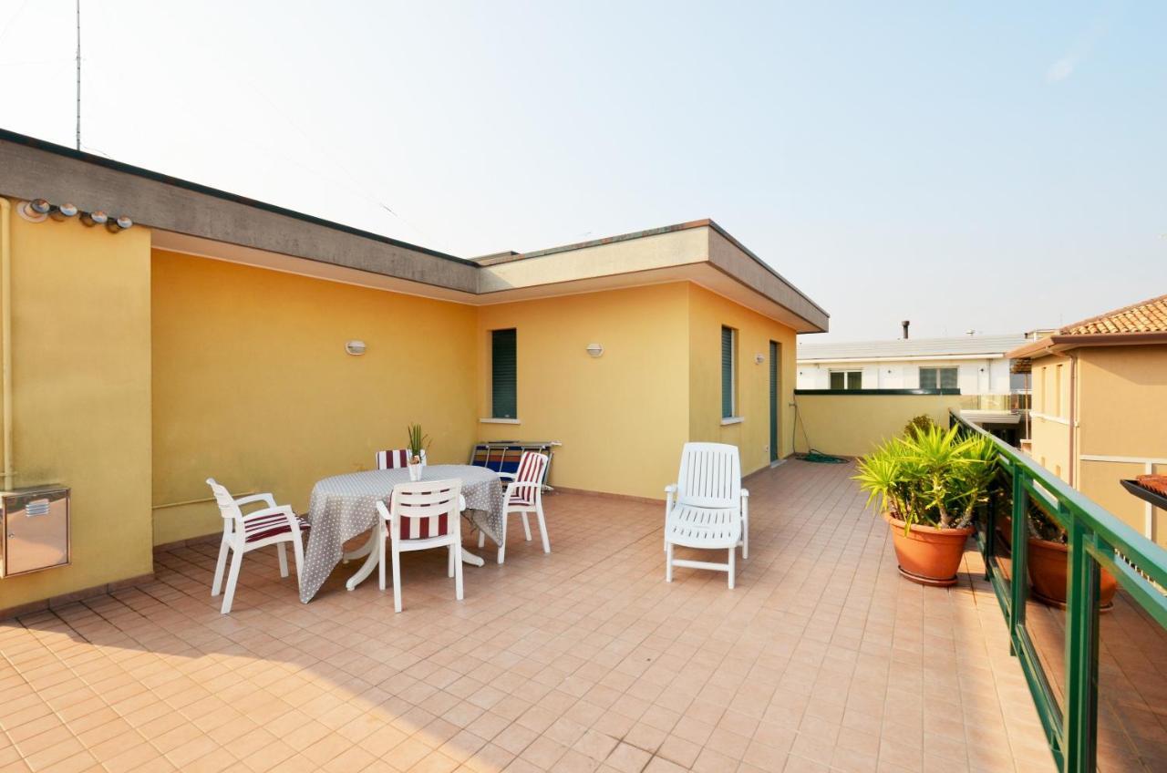 Magica Immobiliare - Villa Mimosa 11 Lido di Jesolo Bagian luar foto